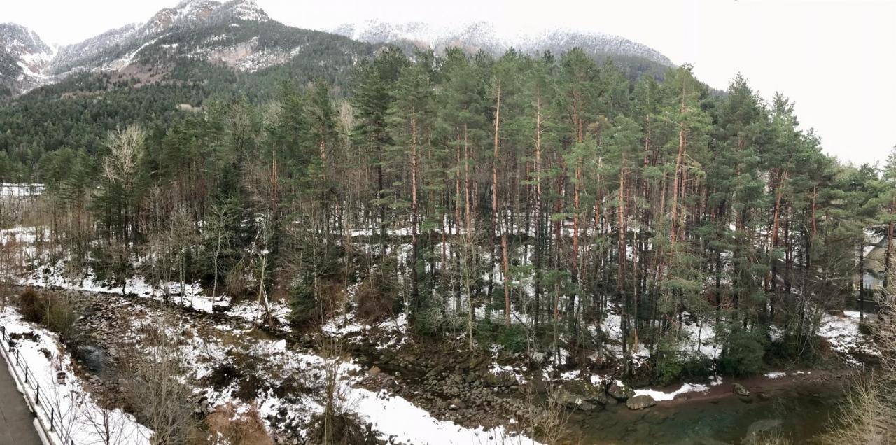 El Refugio De La Ardilla, Apartamento Canfranc-Estacion المظهر الخارجي الصورة