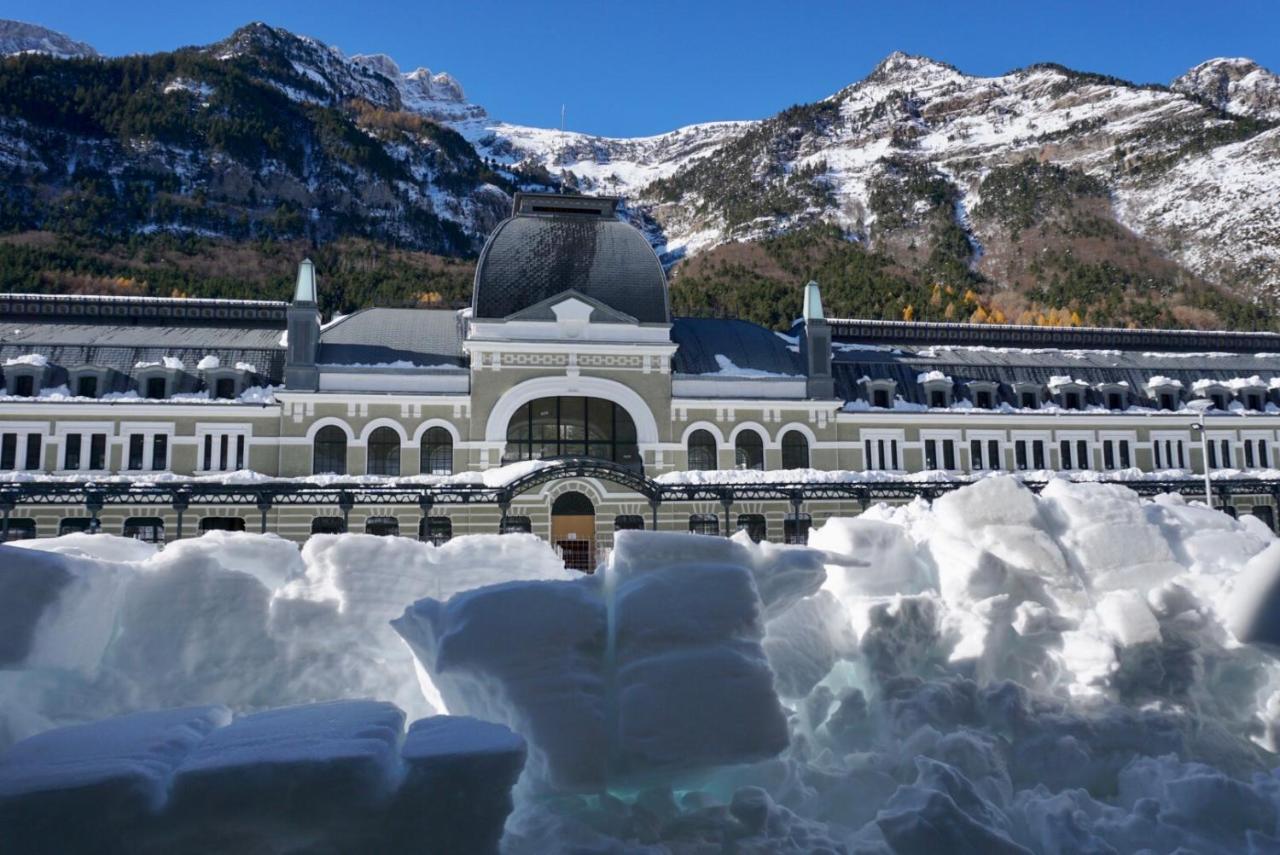 El Refugio De La Ardilla, Apartamento Canfranc-Estacion المظهر الخارجي الصورة